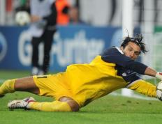 开云体育-历史性突破！上海队破晓首进总决赛，米切尔用全能表演诠释关键先生真谛