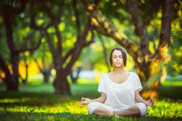 开云平台-足球世界的双面传奇，韩国逆袭与德布劳内的火焰