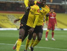 开云体育官方网站-朗斯击败对手换得三分，保级希望大增