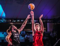 开云官网-新一轮篮球联赛引发球队间激烈竞争，看点十足