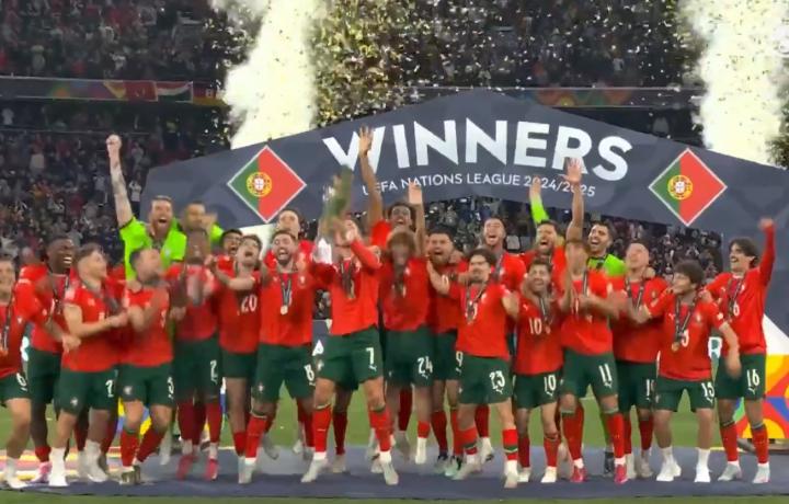 开云体育入口-关于葡萄牙与克罗地亚战平，欧预赛小组排位陷入僵局的信息