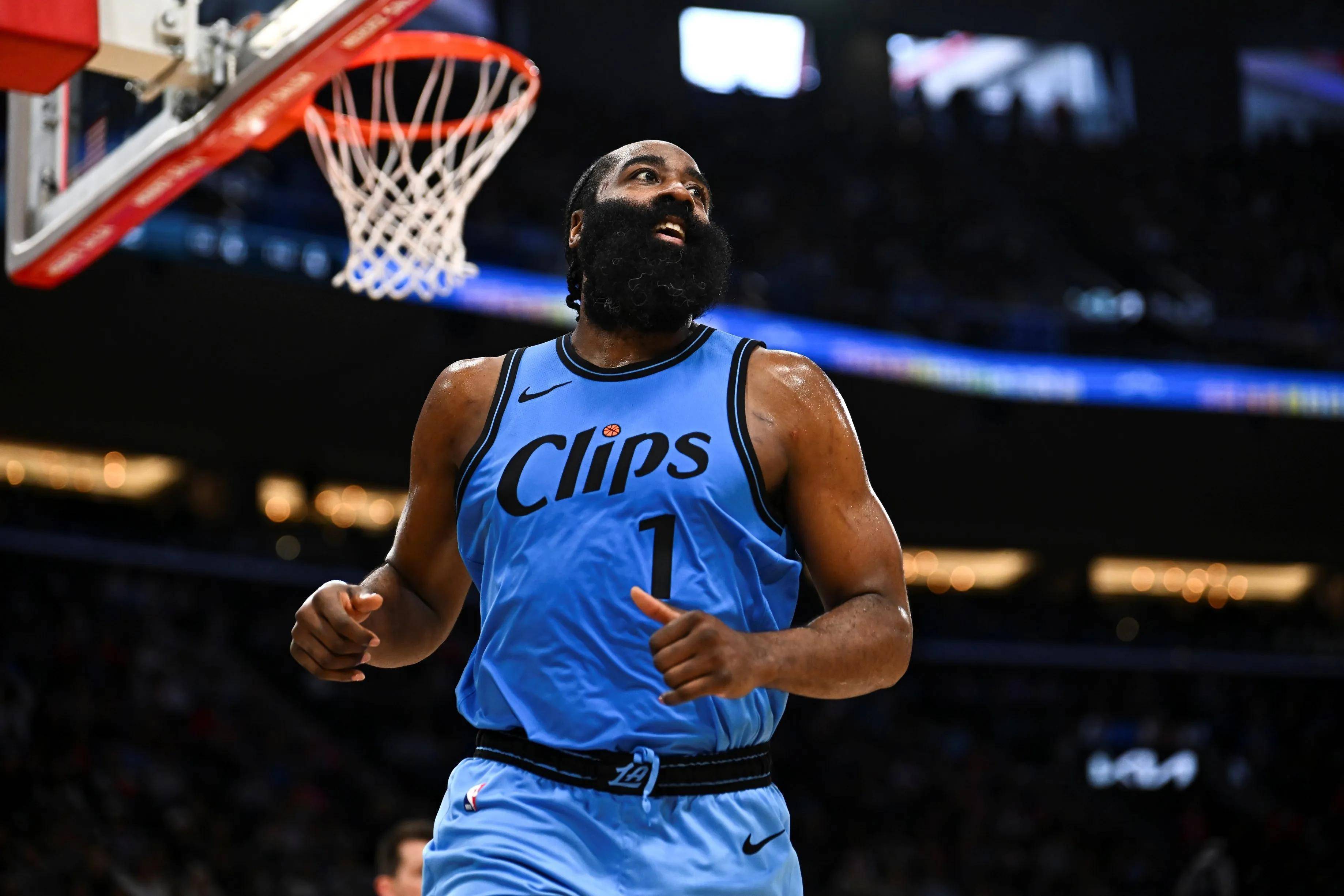 开云官方app入口-快船队击败灰熊,保持不败势头