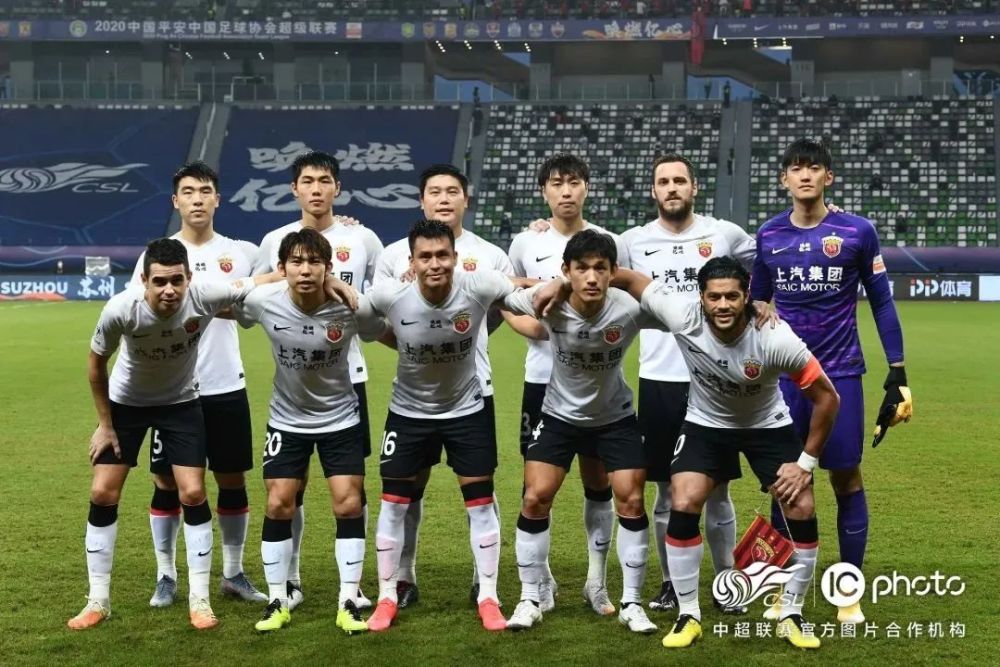 开云体育登录-上海上港主场大胜广州恒大,领跑积分榜