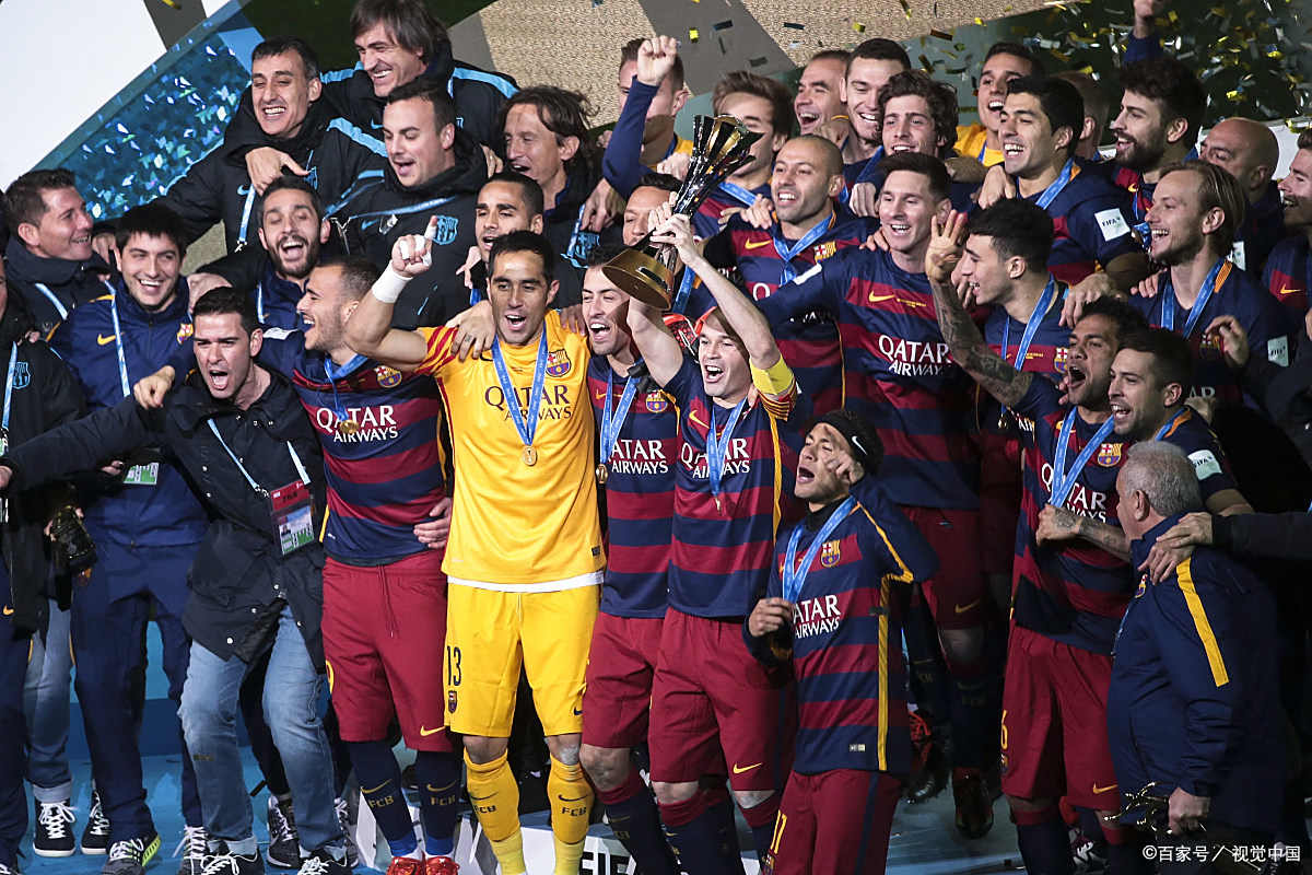 开云体育登录-足球比赛中各支球队争夺胜利,意志坚定