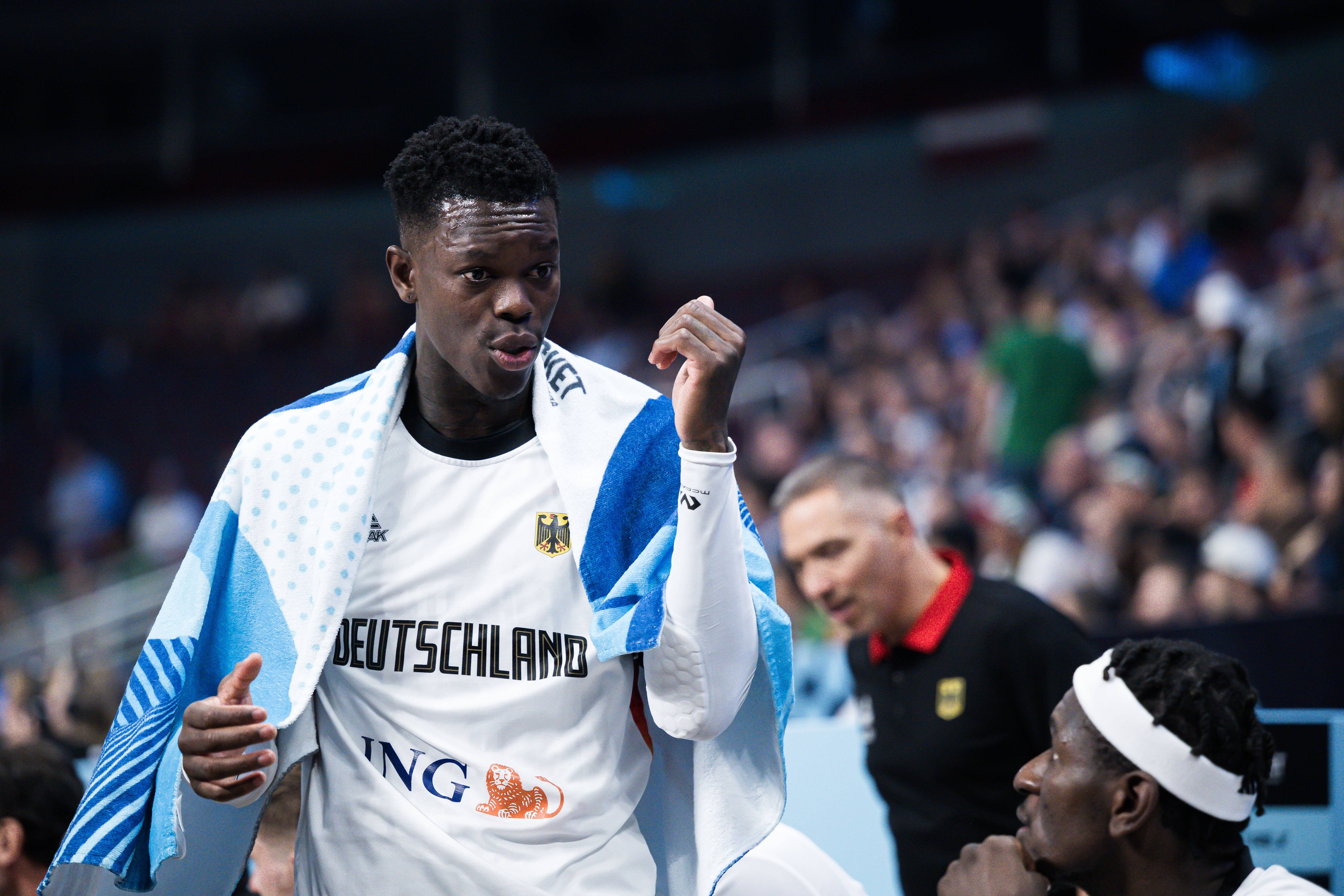 开云体育app-斯洛文尼亚男子篮球队赢得胜利,晋级