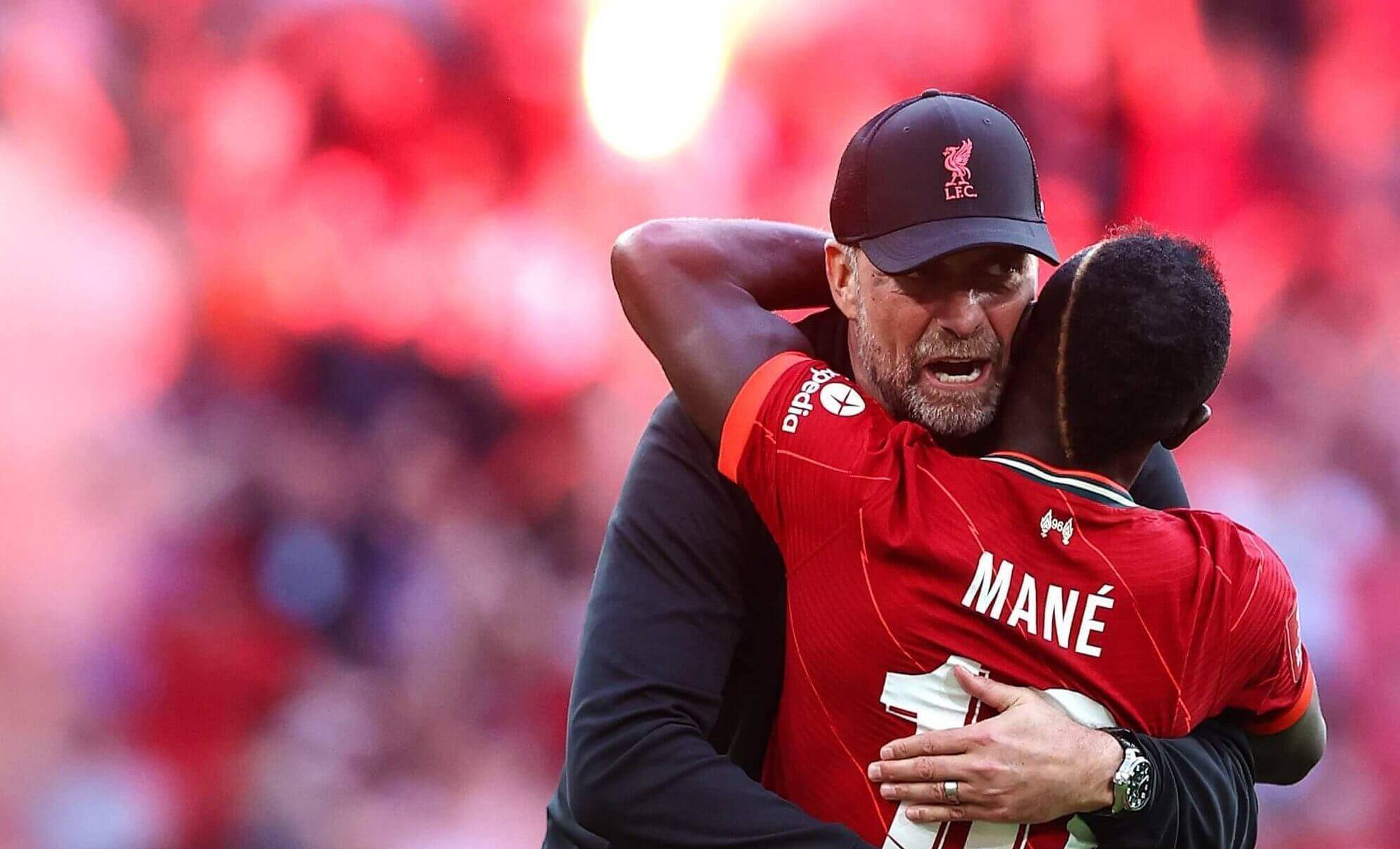 开云体育登录-足球教练发表战术，希望球队努力拿下胜利