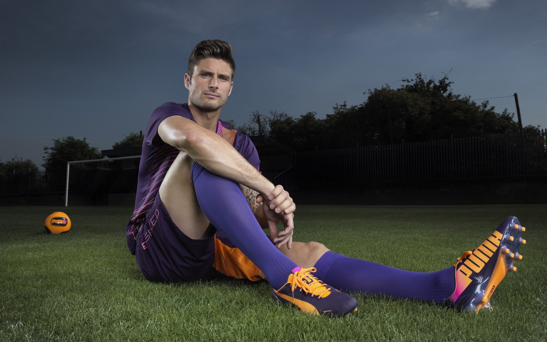 开云APP-篮球智慧与足球心跳，体育中的极致险胜艺术