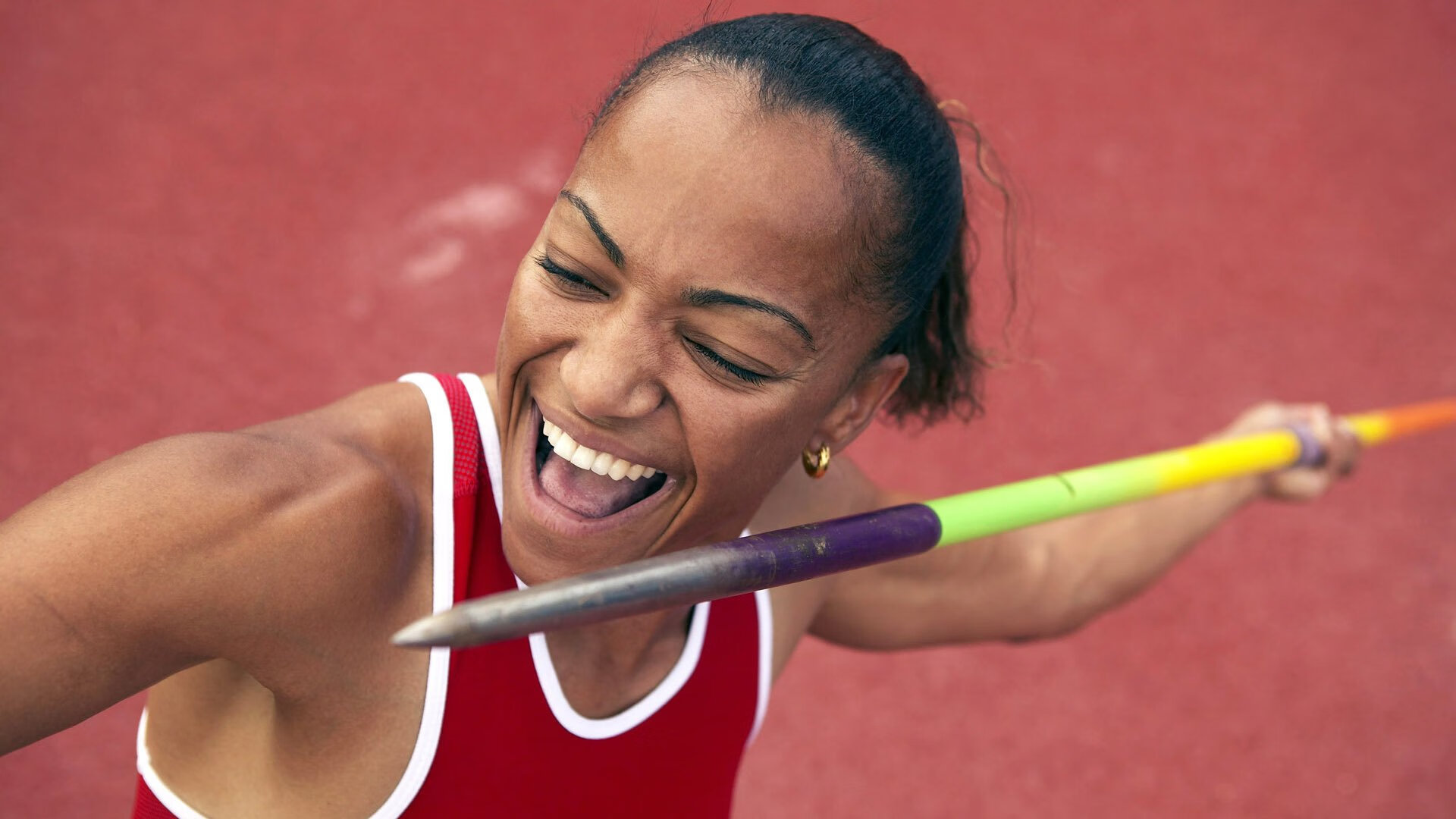 开云下载-碾压与点燃,当绿茵风暴席卷,国球烈焰升腾